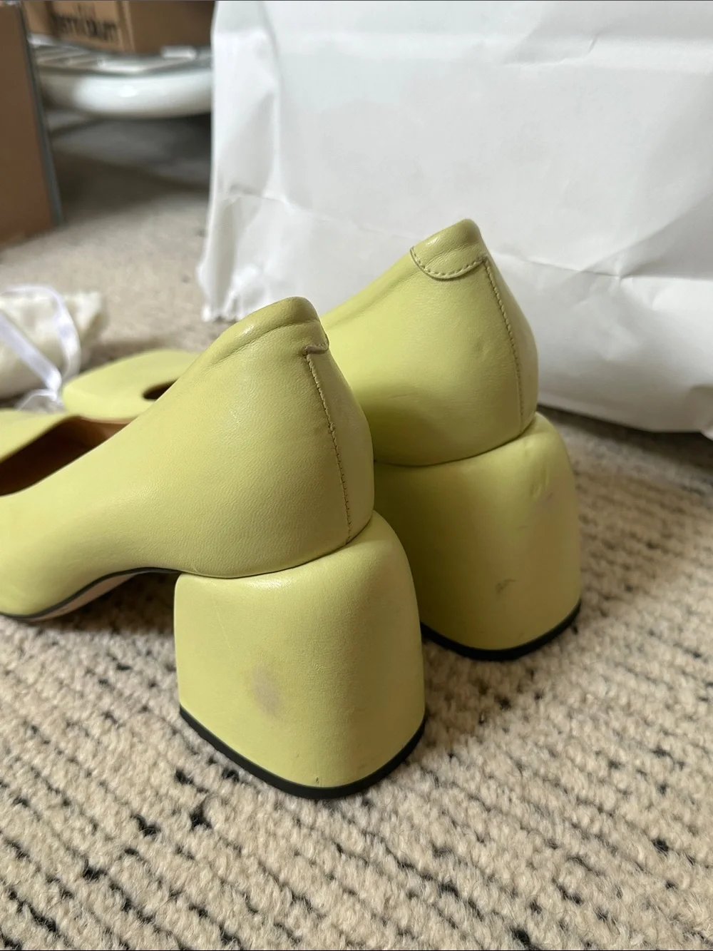 Dear Frances Box Pump - Green Apple